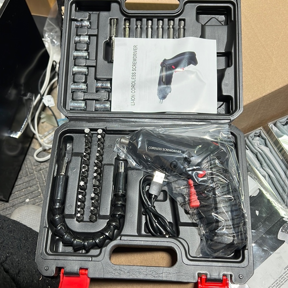 Li-Ion 3.6V USB Cordless Screwdriver Set - 47 pieces -3.6V Lithium.